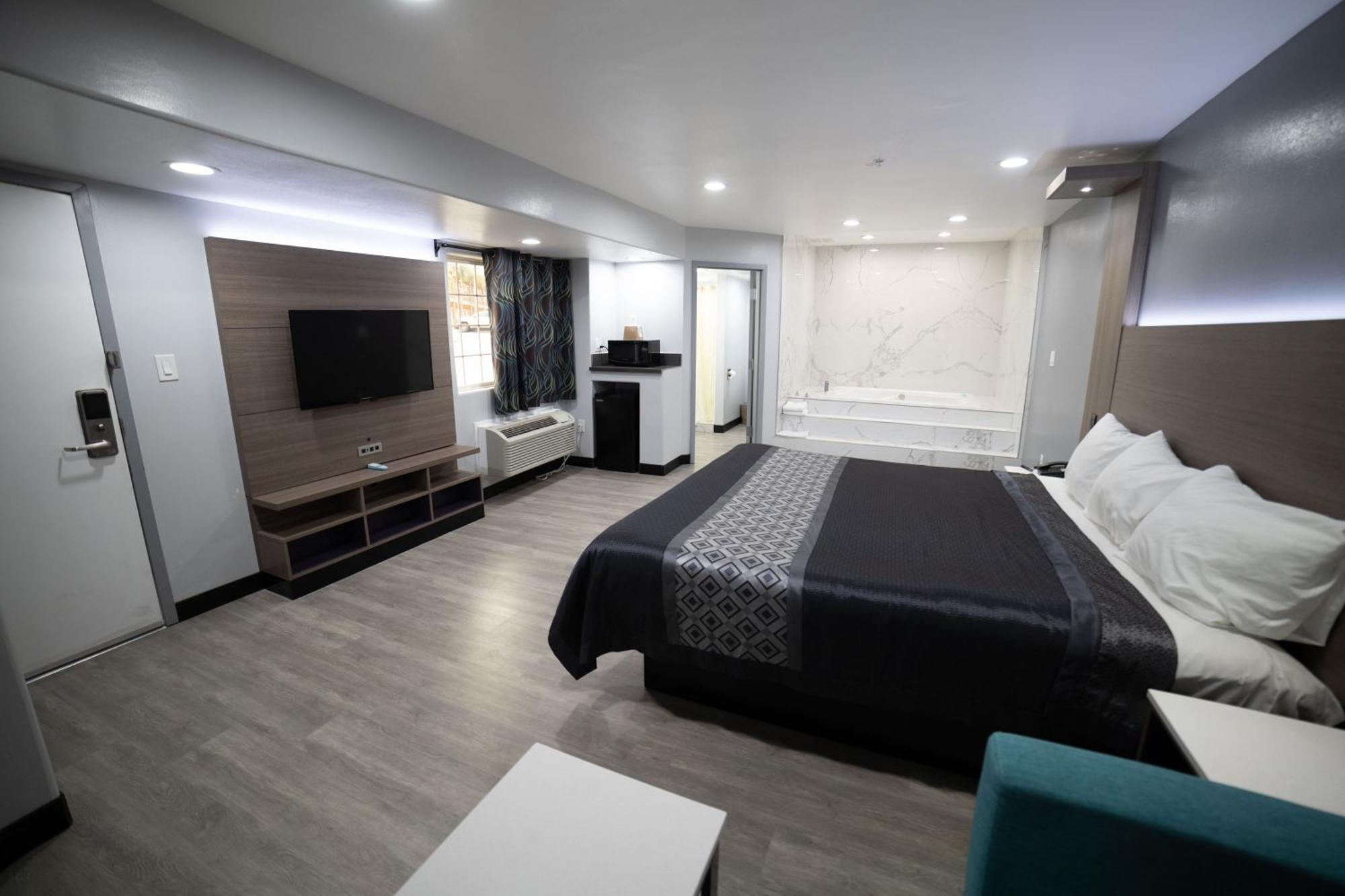Express Inn & Suites Ontario Airport Zewnętrze zdjęcie