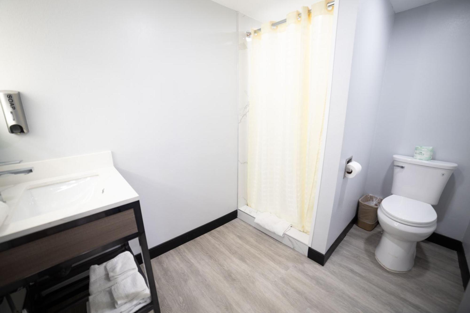 Express Inn & Suites Ontario Airport Zewnętrze zdjęcie
